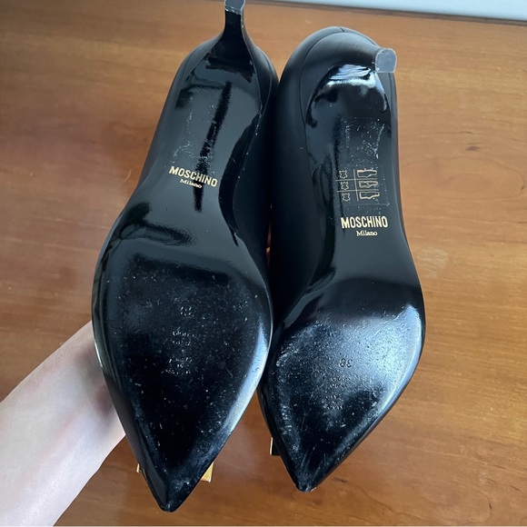 Moschino M Logo Plaque Appliqué Leather Heels - Picture 3 of 9